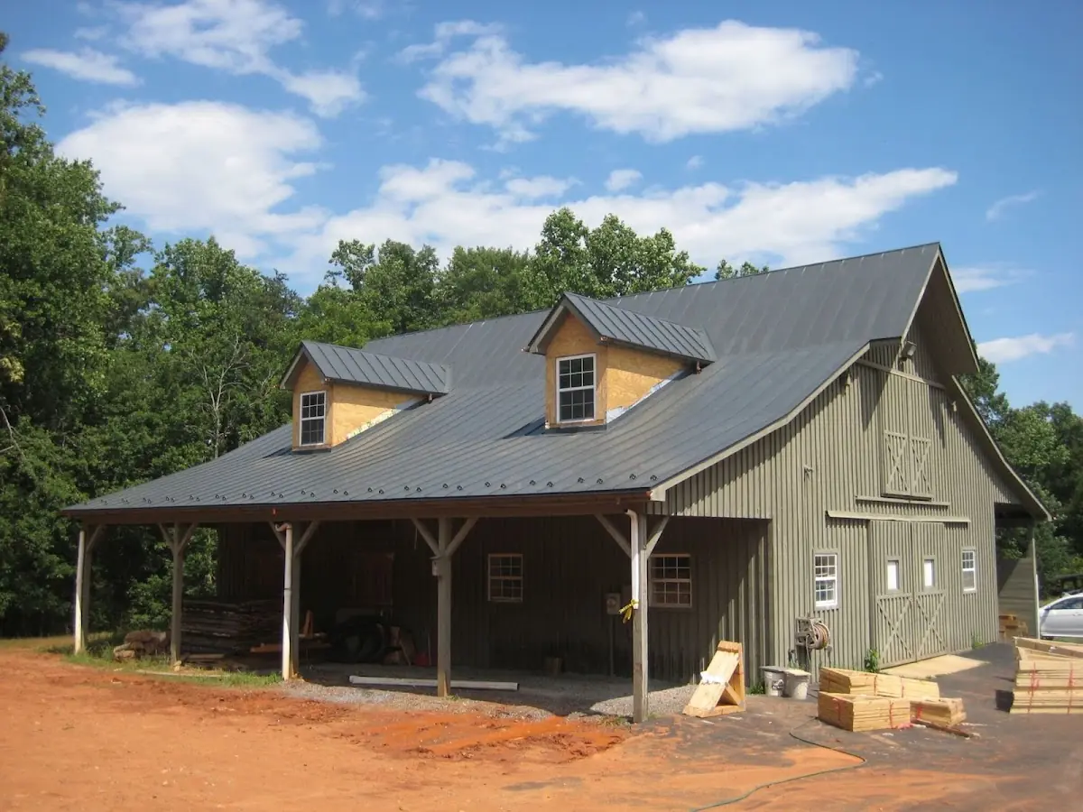 Expert Metal Roof Repair workmanship in Murphysboro